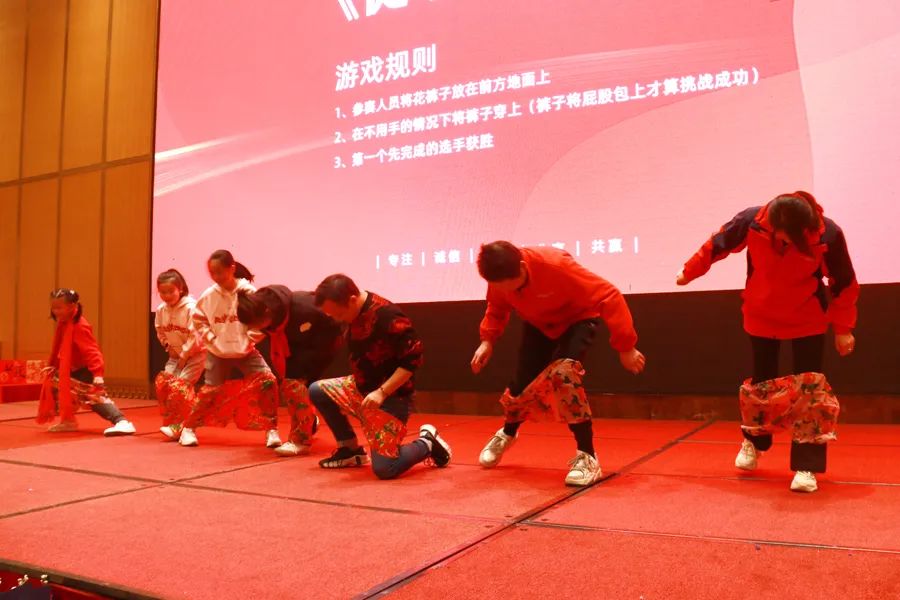湖南華通粉體設(shè)備科技有限公司